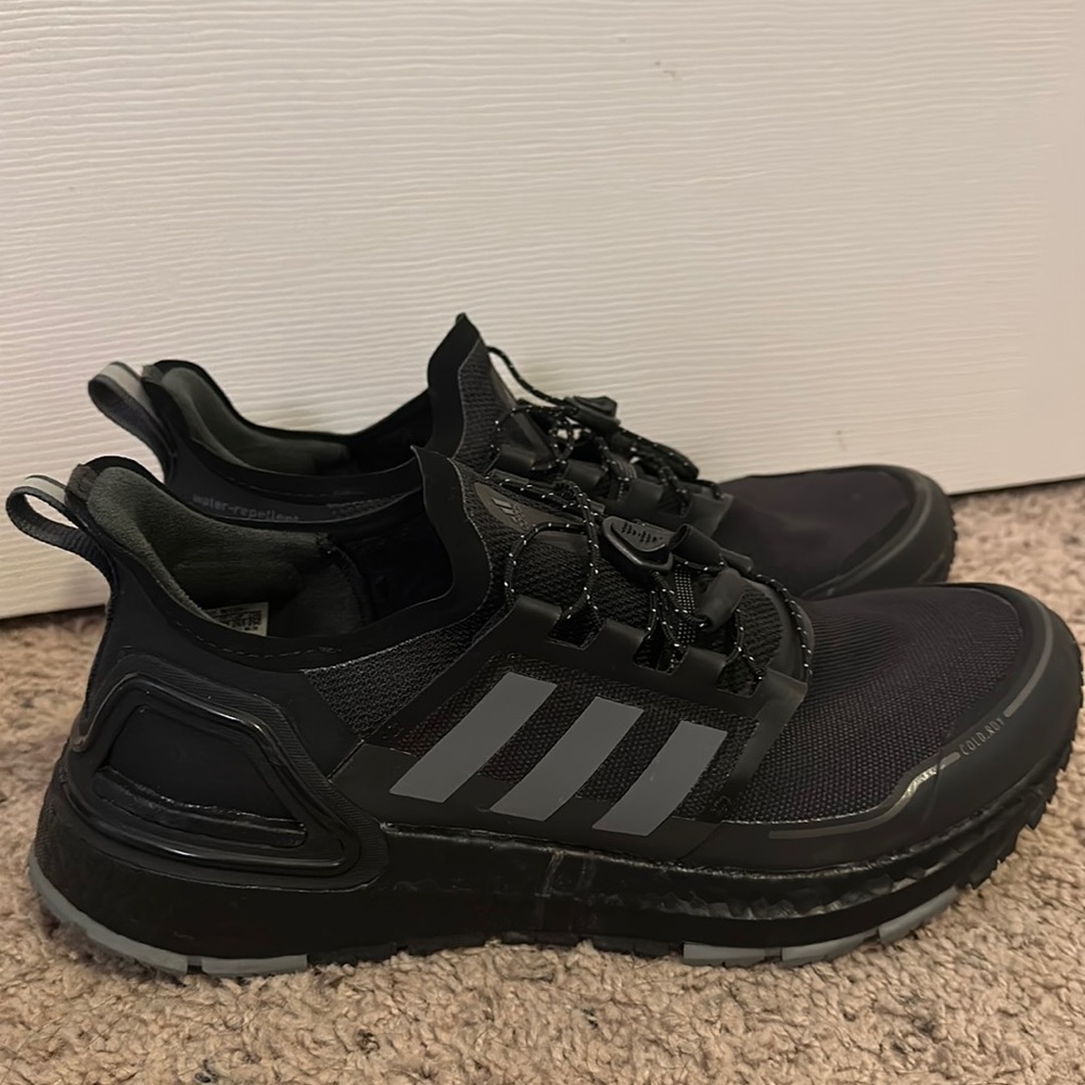 Adidas ultraboost Cold.dry